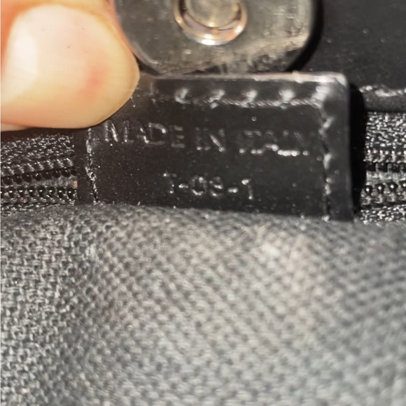 Burberry Beige and Black Check Tote with Wallet - Picture 4 of 14